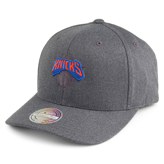 Mitchell & Ness New York Knicks Baseball Cap - Decon - Grau