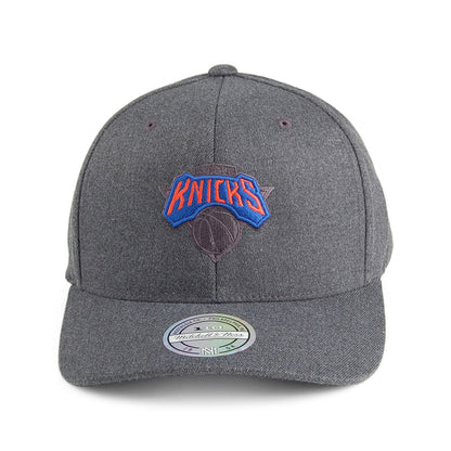 Mitchell & Ness New York Knicks Baseball Cap - Decon - Grau