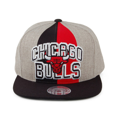 Mitchell & Ness Chicago Bulls Snapback Cap - Equip - Grau