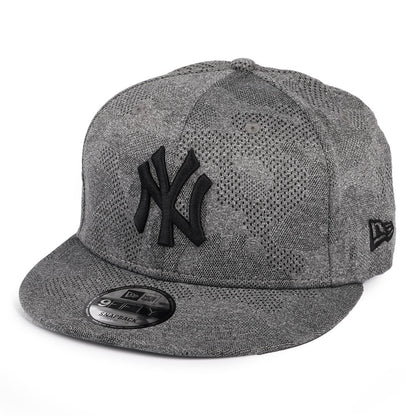 New Era 9FIFTY New York Yankees Snapback Cap - MLB Engineered Plus - Schwarz-Grau