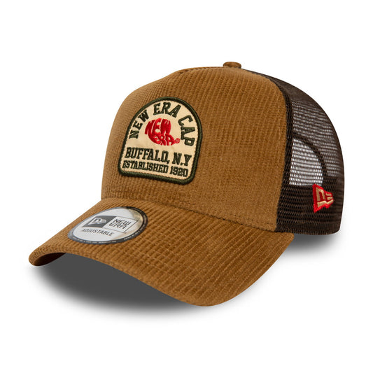New Era Kord Trucker Cap Fabric Patch - Hellbraun