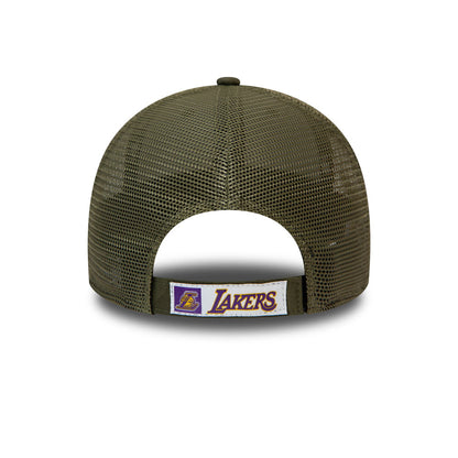 New Era 9FORTY L.A. Lakers Trucker Cap - NBA Home Field - Olivgrün