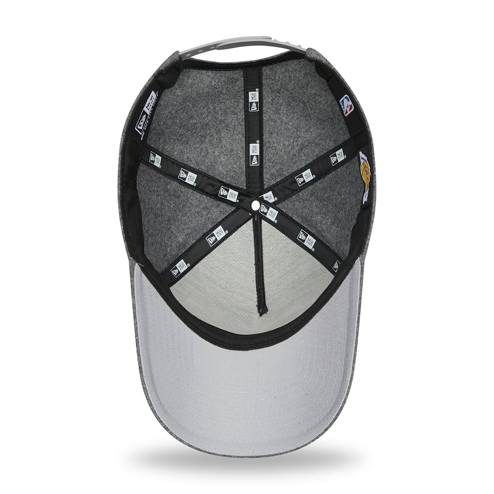New Era 9FORTY L.A. Lakers Baseball Cap - NBA Melton E-Frame - Grau