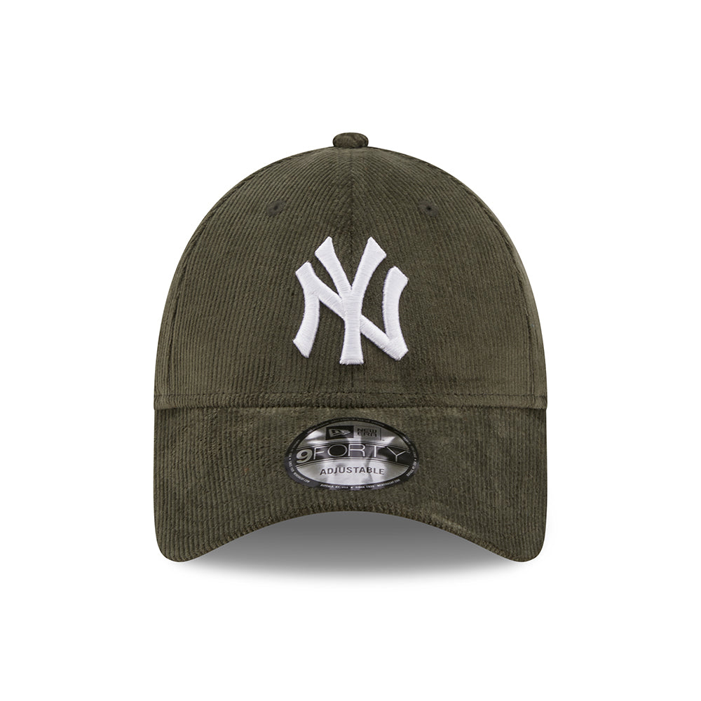 New Era 9FORTY New York Yankees Baseball Cap MLB Cord Fabric - Olivgrün
