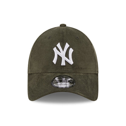 New Era 9FORTY New York Yankees Baseball Cap MLB Cord Fabric - Olivgrün