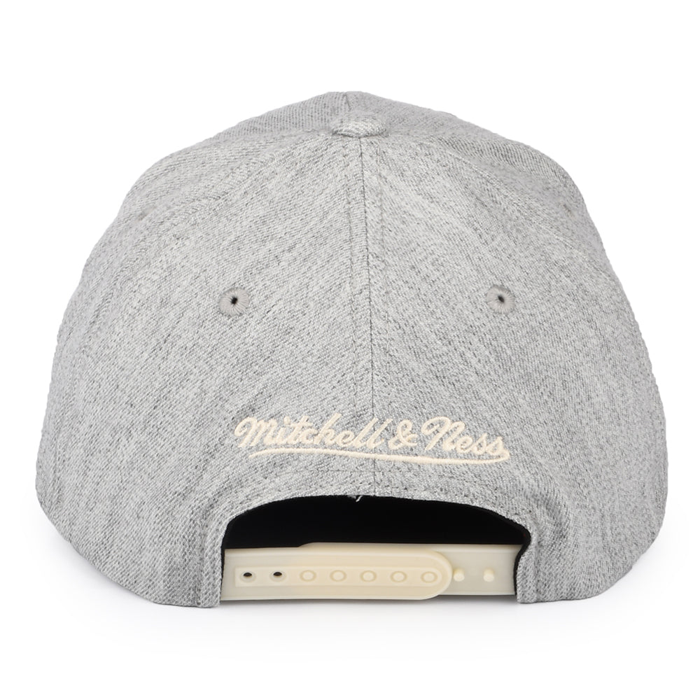 Mitchell & Ness Milwaukee Bucks Snapback Cap - NBA Team Heather Stretch - Meliertes Grau