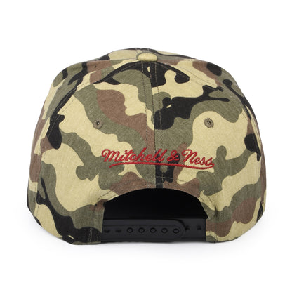 Mitchell & Ness Chicago Bulls Snapback Cap NBA Woodland Desert Stretch - Tarnfarben