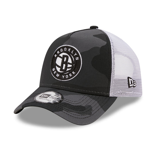 New Era A-Frame Brooklyn Nets Trucker Cap - NBA Camo - Grau