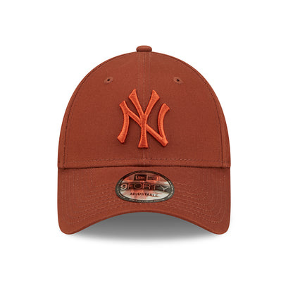 New Era 9FORTY II New York Yankees Baseball Cap - MLB League Essential - Braun-Rostrot