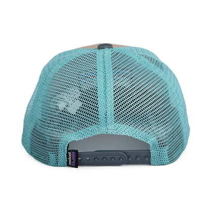 Patagonia Kinder P-6 Logo Trucker Cap aus organischer Baumwolle - Hellbraun-Blau-Grau