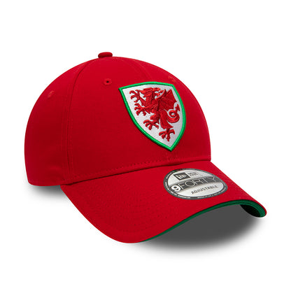New Era 9FORTY Football Association of Wales Baseball Cap - Core - Scharlachrot-Grün