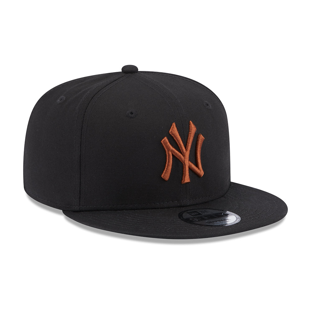 New Era 9FIFTY New York Yankees Snapback Cap - MLB League Essential - Schwarz-Toffee