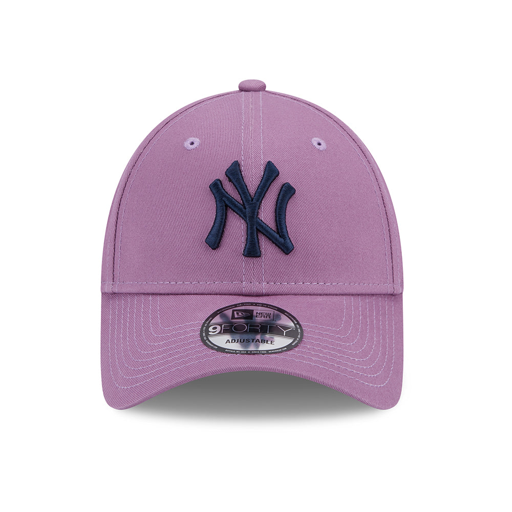 New Era 9FORTY New York Yankees Baseball Cap - MLB League Essential II - Lila-Marineblau