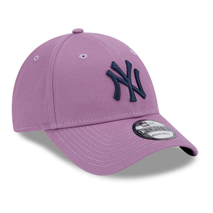 New Era 9FORTY New York Yankees Baseball Cap - MLB League Essential II - Lila-Marineblau