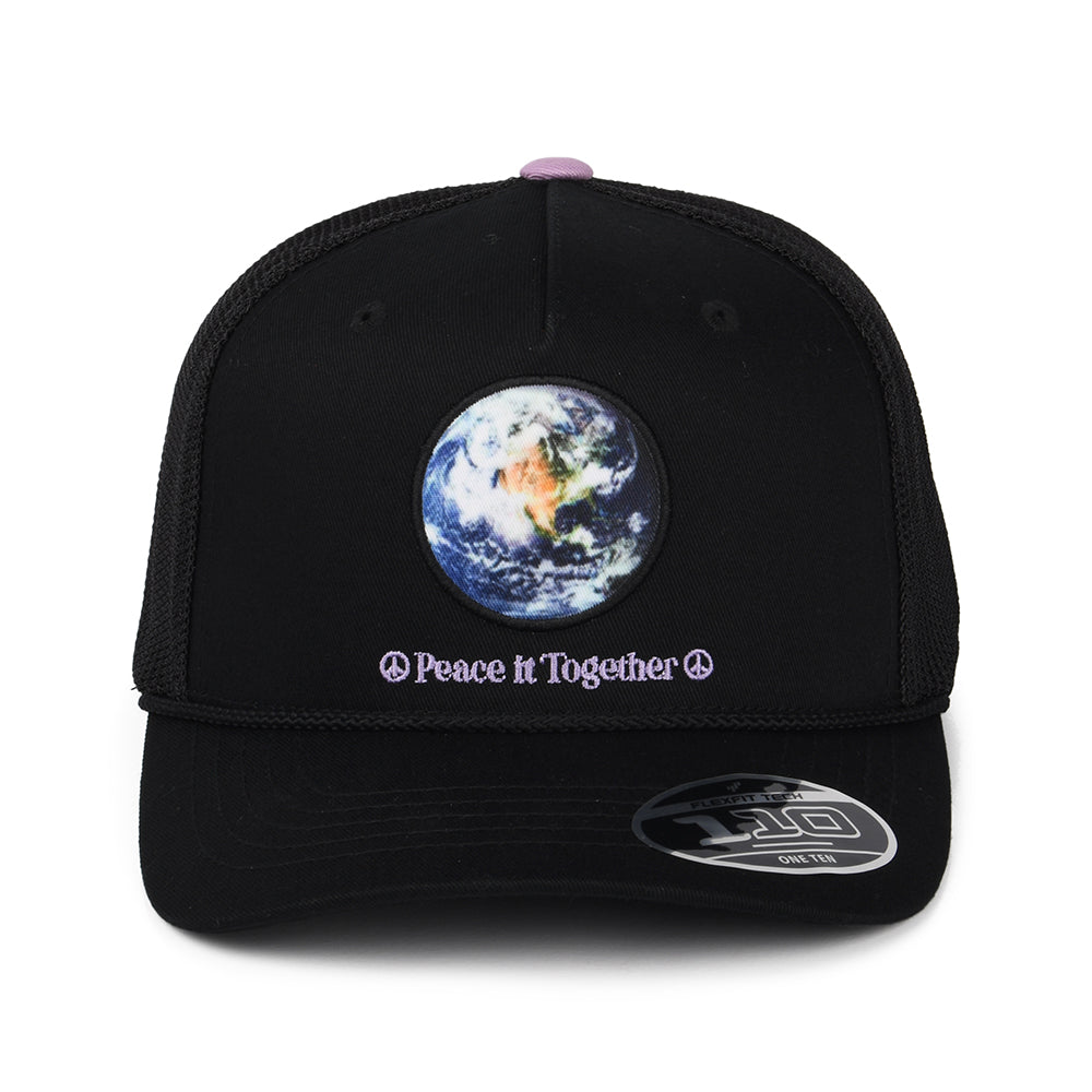 Levi's Earth Day Graphic Flexfit Trucker Cap mit leerem Etikett - Schwarz