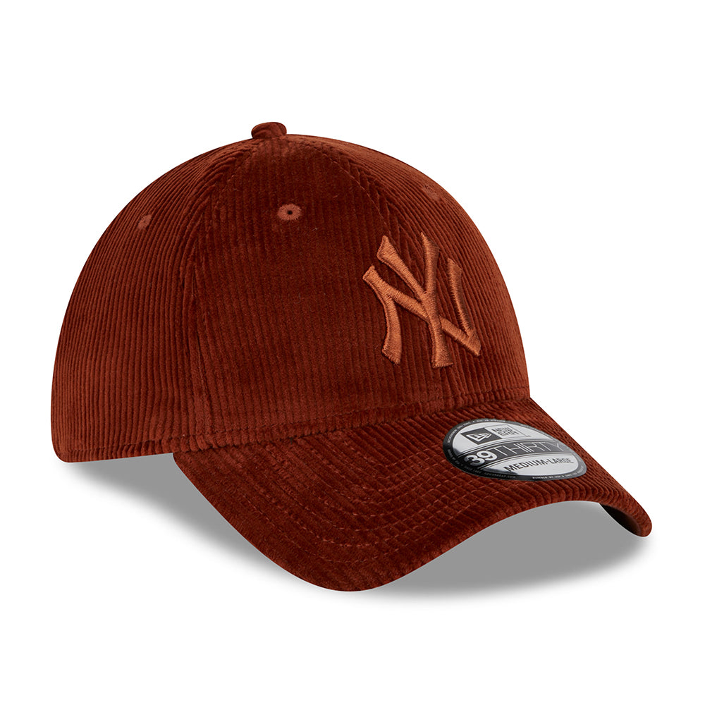 New Era 39THIRTY New York Yankees Baseball Cap - MLB Wide Cord - Borkenbraun