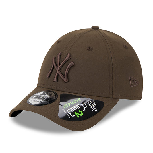 New Era 9FORTY New York Yankees Baseball Cap - MLB Repreve Outline - Braun