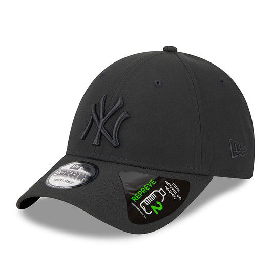 New Era 9FORTY New York Yankees Baseball Cap - MLB Repreve Outline - Schwarz auf Schwarz