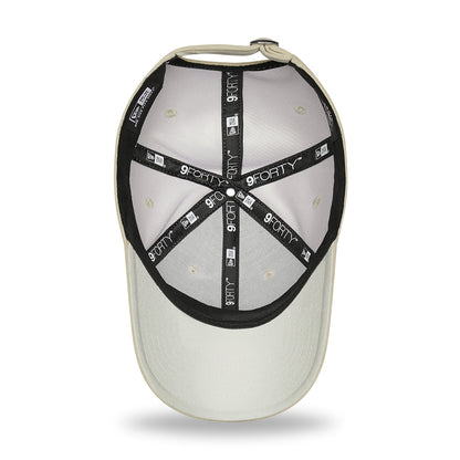 New Era Damen 9FORTY New York Yankees Baseball Cap - MLB Velour - Steingrau