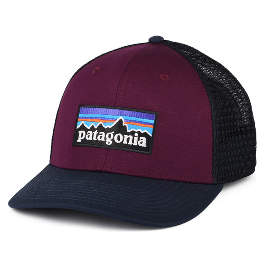 Patagonia P-6 Logo Trucker Cap aus organischer Baumwolle - Pflaume-Marineblau
