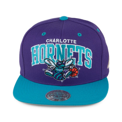 Mitchell & Ness Charlotte Hornets Snapback Cap - NBA Arch 2 Tone - Lila-Petrol