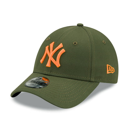 New Era Kinder 9FORTY New York Yankees Baseball Cap - MLB League Essential - Olivgrün-Orange