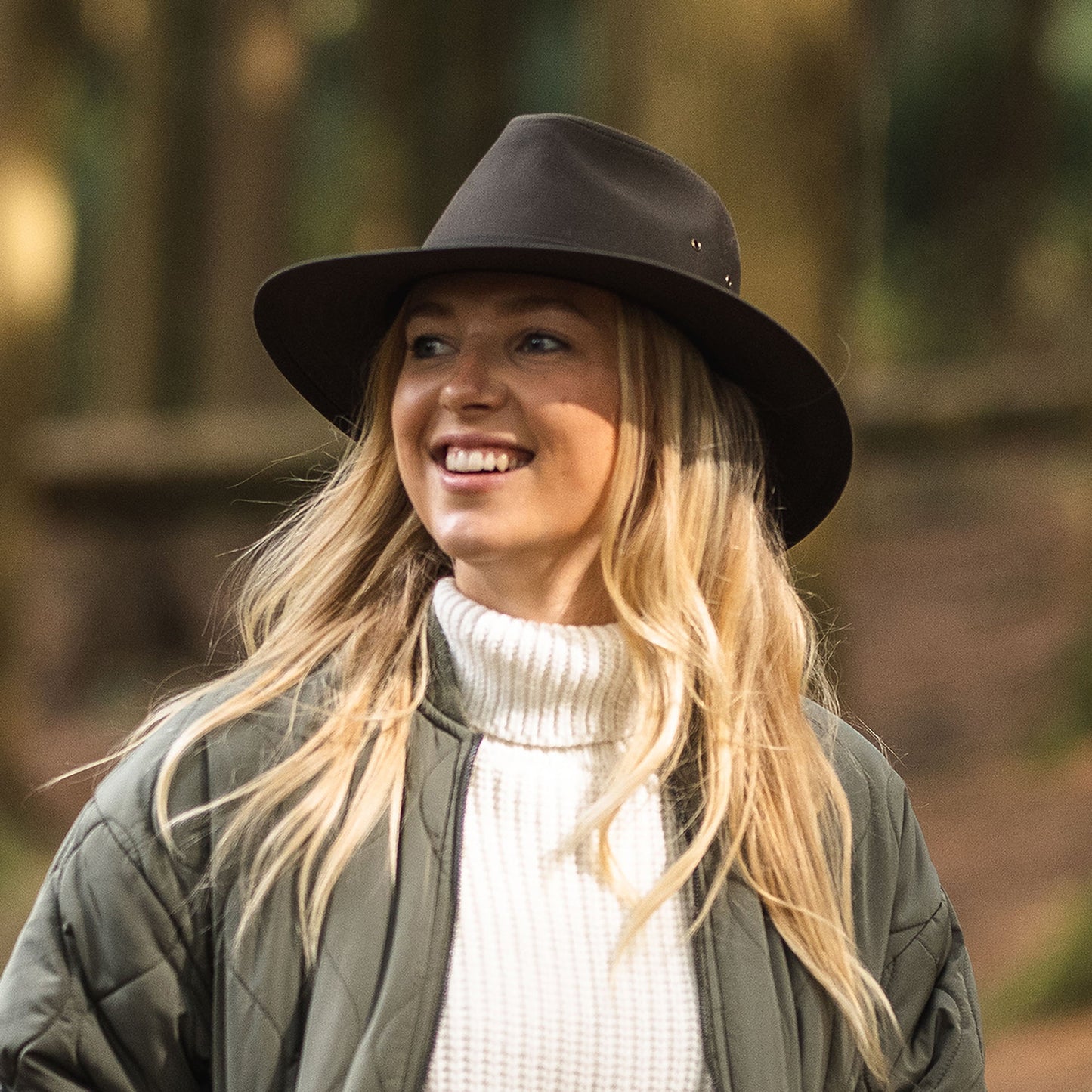 Jaxon & James Safari Fedora aus Wachstuch Oliv Großhandel